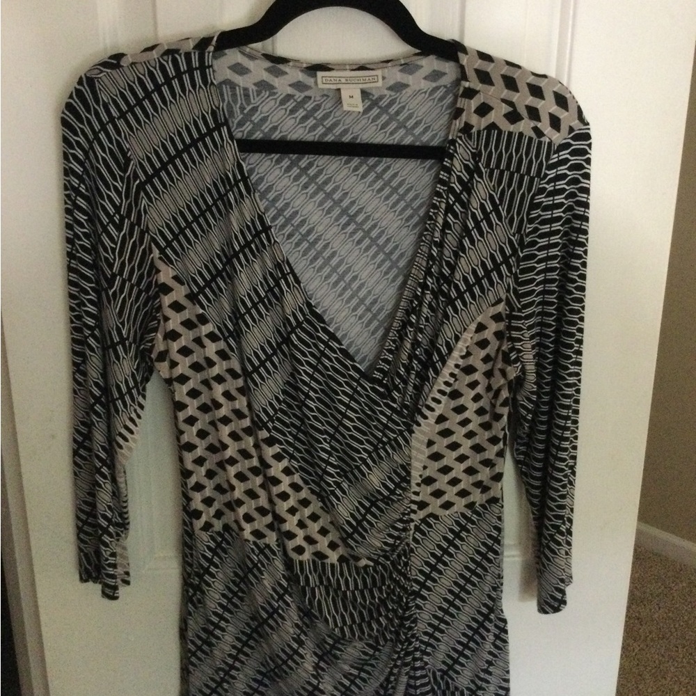 Geometric patterned blouse with ruching